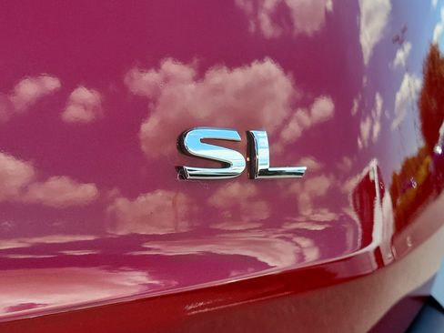 Certified 2023 Nissan Rogue SL w/ SL Premium Package FWD image 7