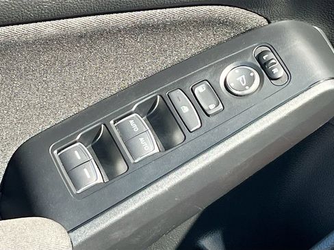 Used 2025 Honda Civic Sport image 17