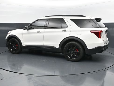 Used 2020 Ford Explorer ST w/ ST Street Pack AWD/4WD image 3