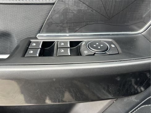 Used 2022 Ford F150 XLT w/ Equipment Group 302A High image 13