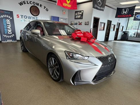 Used 2018 Lexus IS 300 F Sport w/ F Sport Package RWD image 2