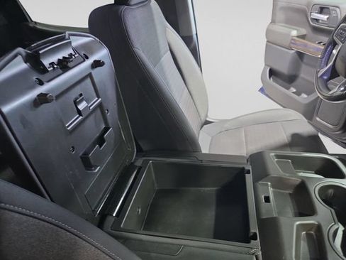 Used 2022 Chevrolet Silverado 1500 RST AWD/4WD image 35