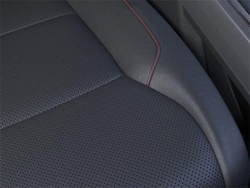New 2025 Ford F250 Lariat w/ Lariat Ultimate Package image 16