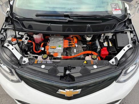 Used 2019 Chevrolet Bolt LT image 18