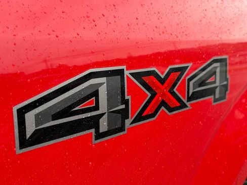 Used 2015 Ford F150 XLT w/ Equipment Group 302A Luxury AWD/4WD image 8