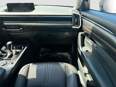 Certified 2025 MAZDA CX-50 AWD 2.5 Turbo w/ Cargo Package image 18