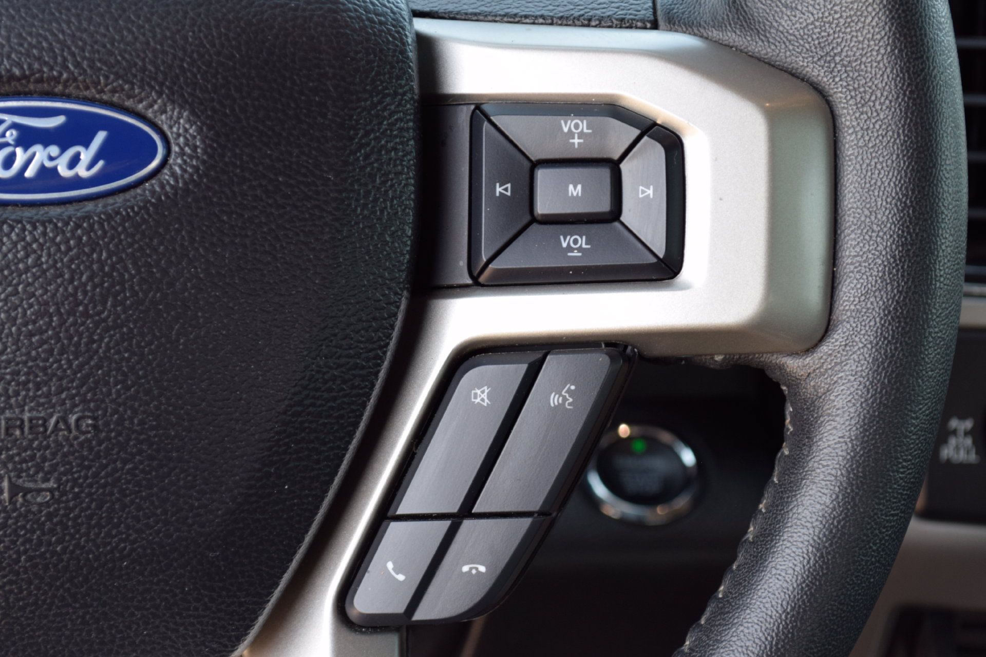 Used 2020 Ford F250 Lariat w/ Lariat Ultimate Package AWD/4WD image 7