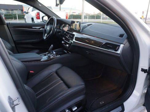 Used 2018 BMW 530i image 25