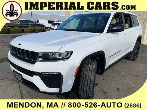 New 2026 Jeep Grand Cherokee L Limited w/ Limited Altitude Package AWD/4WD image 4
