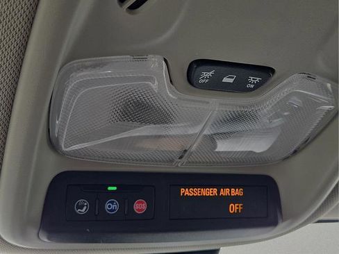 Used 2025 Buick Encore GX Preferred FWD image 12