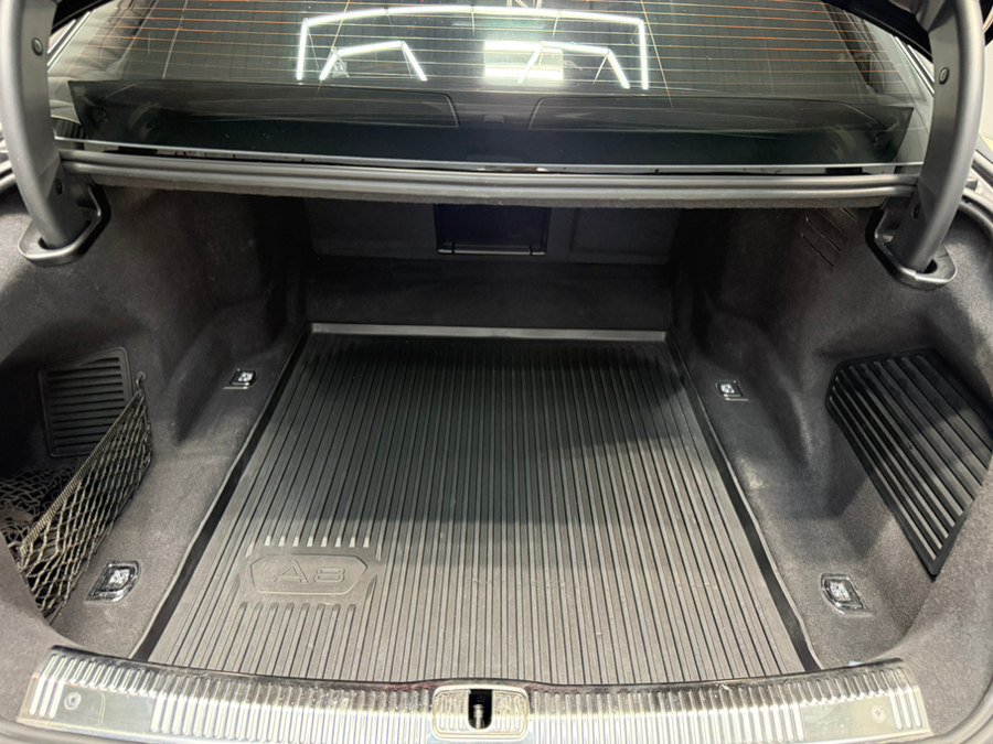 Used 2022 Audi A8 L 3.0T AWD/4WD image 47