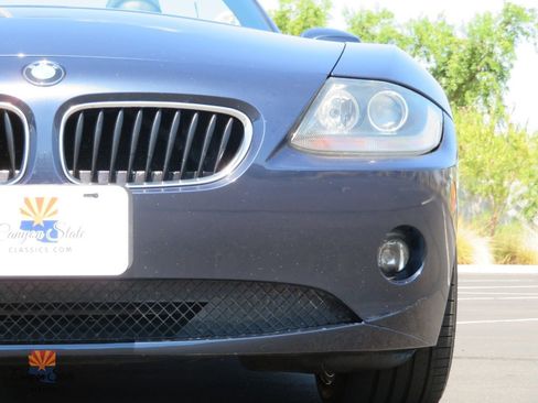 Used 2005 BMW Z4 2.5i RWD image 39