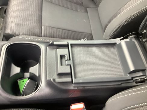 Certified 2025 Subaru Outback Premium image 23