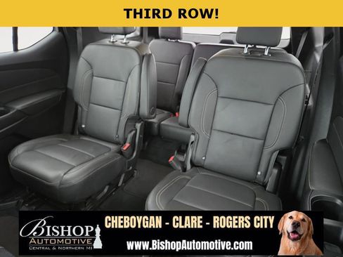 Used 2023 Chevrolet Traverse LT image 17