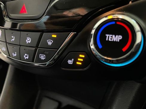 Used 2017 Chevrolet Cruze LT image 30