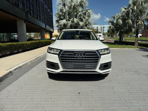 Used 2017 Audi Q7 3.0T Premium Plus w/ Premium Plus Package AWD/4WD image 2