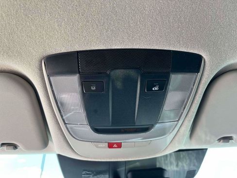 Certified 2025 Kia Niro EX FWD image 23