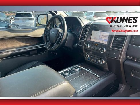 Used 2019 Ford Expedition Limited w/ Equipment Group 301A AWD/4WD image 41