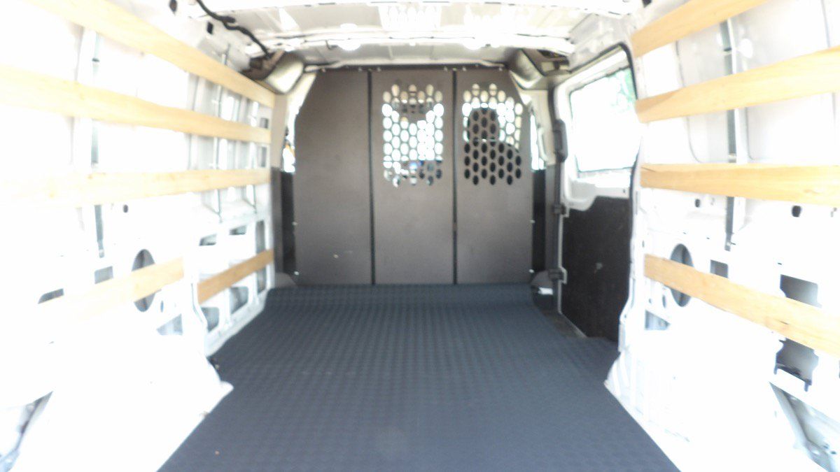 Used 2025 Ford Transit 250 Low Roof w/ Exterior Upgrade Package RWD image 23