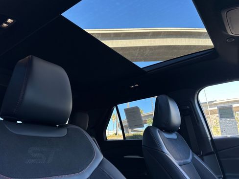 New 2026 Ford Explorer ST w/ Sun And Sound Package image 17