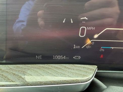 Certified 2025 Cadillac Escalade IQ Sport 2 AWD/4WD image 24