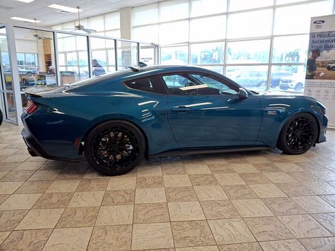 New 2026 Ford Mustang GT RWD image 4
