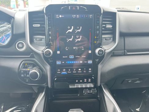 Used 2023 RAM 1500 Big Horn AWD/4WD image 18