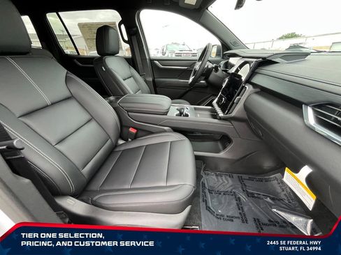New 2026 GMC Acadia Elevation w/ Black Edition FWD image 21