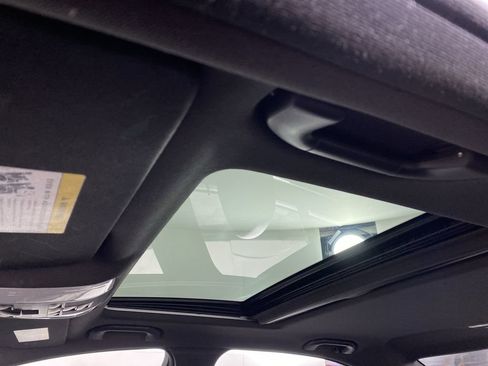 Used 2013 Mercedes-Benz C 300 4MATIC Sedan image 18