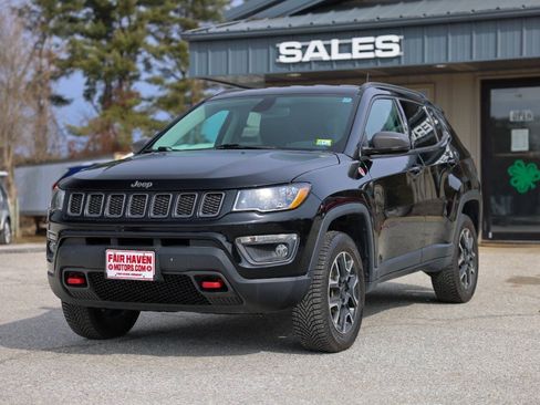 Used 2020 Jeep Compass Trailhawk AWD/4WD image 1