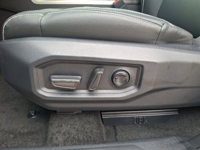New 2026 Toyota Tundra Limited AWD/4WD image 13