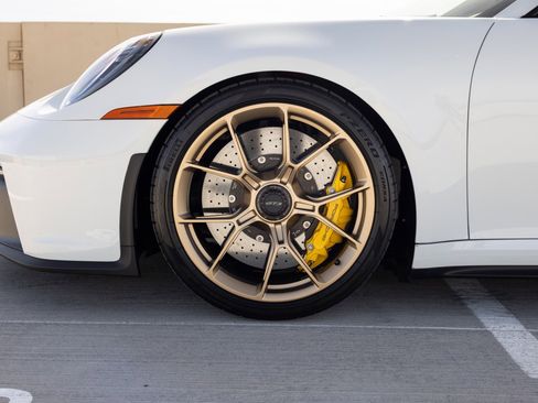 Used 2024 Porsche 911 GT3 RWD image 18