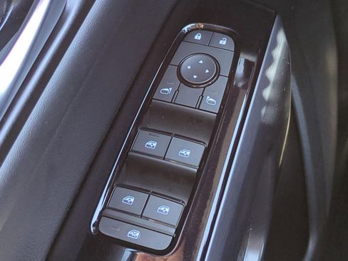 Certified 2025 Nissan Pathfinder SL AWD/4WD image 21