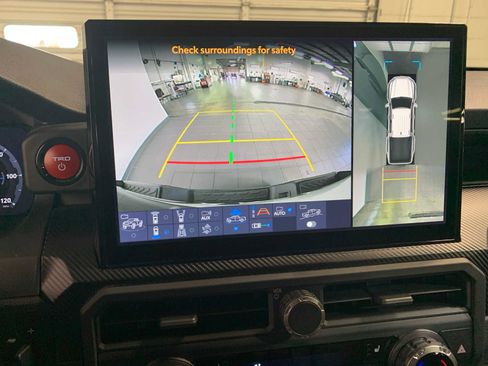 Used 2025 Toyota Tacoma TRD Pro w/ Tow Tech Package image 6