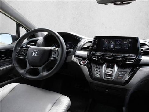 Used 2024 Honda Odyssey Touring image 24