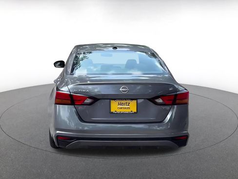 Used 2026 Nissan Altima 2.5 SV FWD image 12