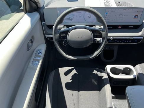Used 2024 Hyundai Ioniq 5 SEL RWD image 10