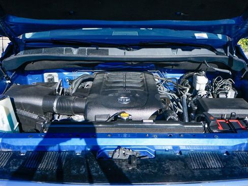 Used 2016 Toyota Tundra SR5 image 12