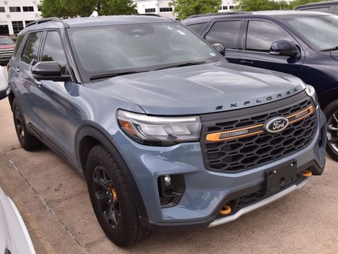Certified 2026 Ford Explorer Tremor w/ Tremor Convenience Package AWD/4WD image 4