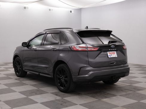 Used 2023 Ford Edge ST-Line w/ Class II Trailer Tow Package AWD/4WD image 9