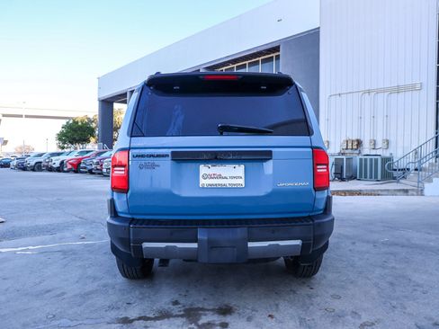 Used 2025 Toyota Land Cruiser image 9