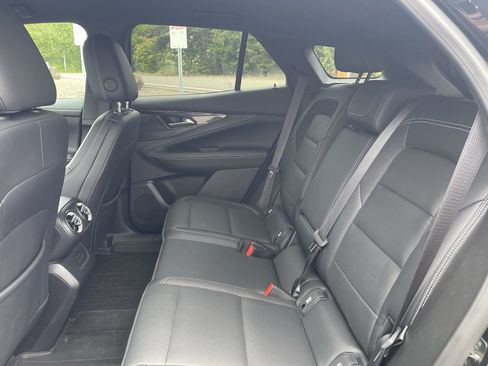 Used 2024 Chevrolet Blazer EV LT AWD/4WD image 15