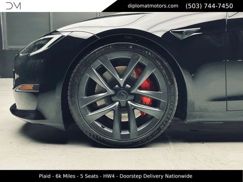 Used 2025 Tesla Model S Plaid AWD/4WD image 36