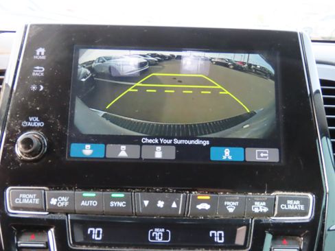 Used 2018 Honda Odyssey Elite image 24