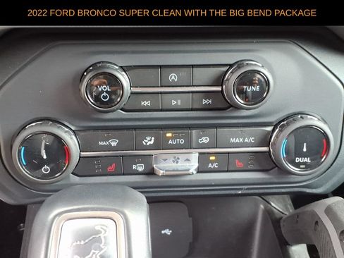 Used 2022 Ford Bronco Big Bend w/ Sasquatch Package AWD/4WD image 19