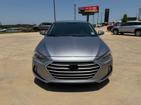 Used 2017 Hyundai Elantra SE w/ SE A/T Tech Package 03 FWD image 8