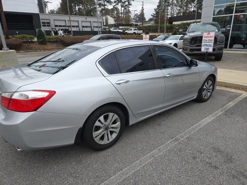 Used 2015 Honda Accord LX image 3