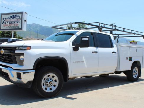 Used 2024 Chevrolet Silverado 3500 W/T w/ WT Convenience Package AWD/4WD image 27