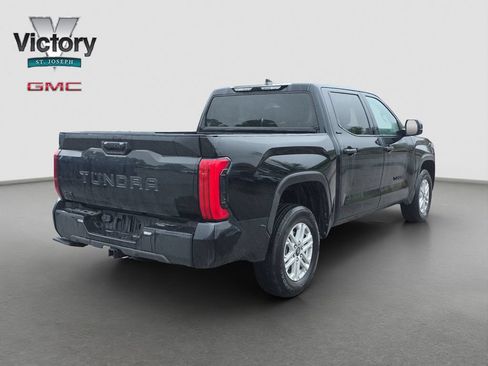 Used 2025 Toyota Tundra SR5 w/ SR5 Premium Package AWD/4WD image 18