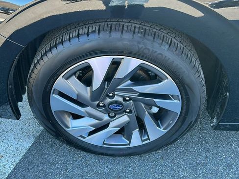 Certified 2025 Subaru Legacy Limited image 5